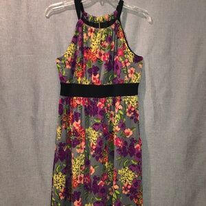 1024/ Apt 9 Halter Dress, Multi-colored, Fully Lined, Pockets, Sz M. Ex Cond.